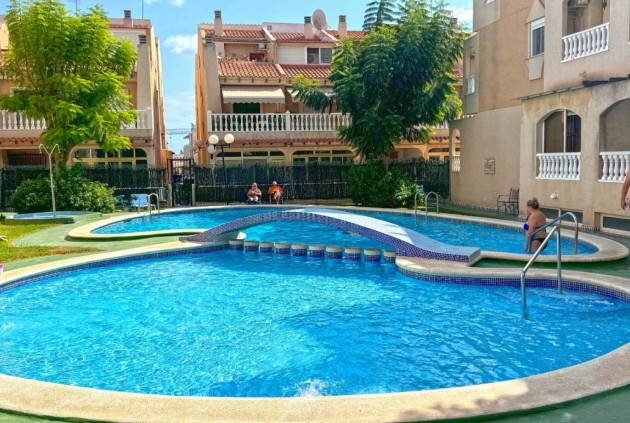 Resale - Apartment / flat -
Torrevieja - Costa Blanca