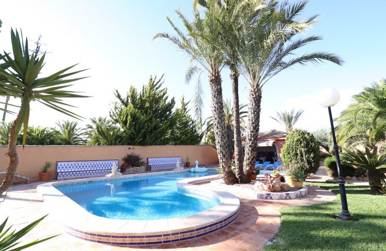 Aus zweiter Hand - Chalet -
Torrevieja - Costa Blanca