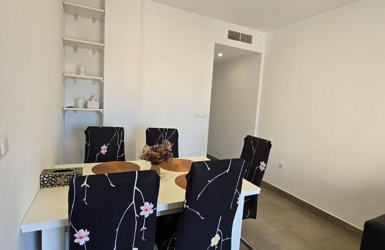 Tweedehands - Appartement / flat -
Torrevieja - CENTRE