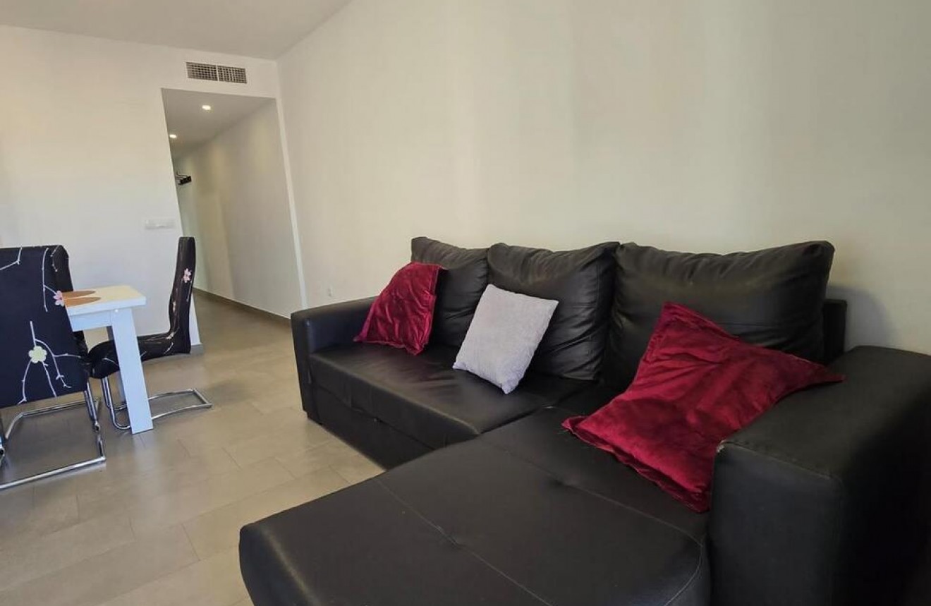 Resale - Apartment / flat -
Torrevieja - CENTRE