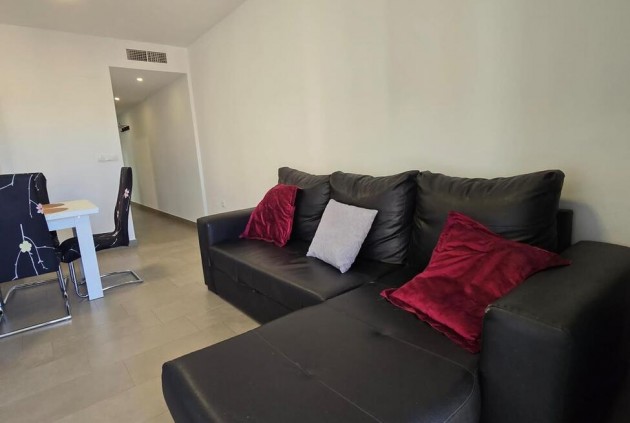 Tweedehands - Appartement / flat -
Torrevieja - CENTRE