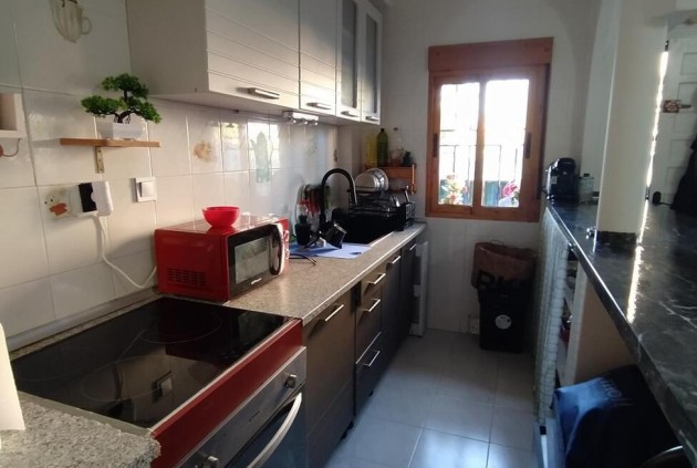 Resale - Chalet -
Torrevieja - La Mata