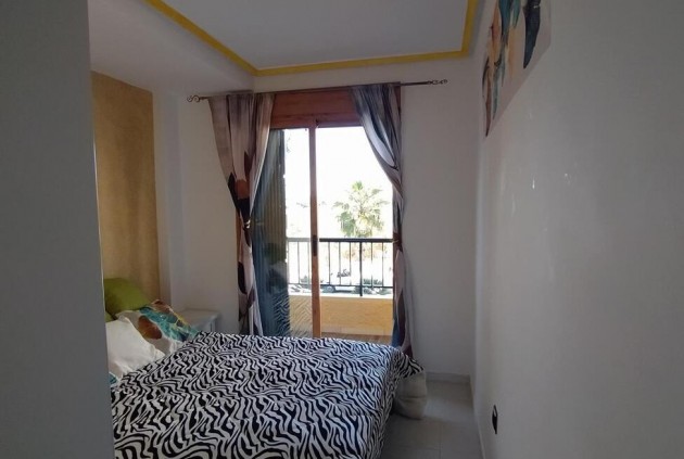 Resale - Chalet -
Torrevieja - La Mata