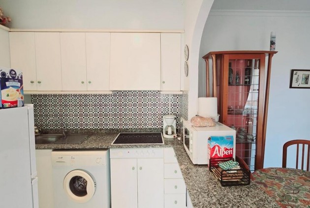 Resale - Bungalow -
Torrevieja - Torreblanca