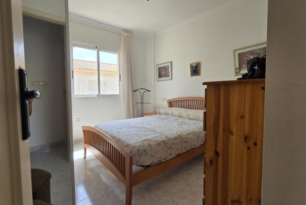 Resale - Bungalow -
Torrevieja - Torreblanca