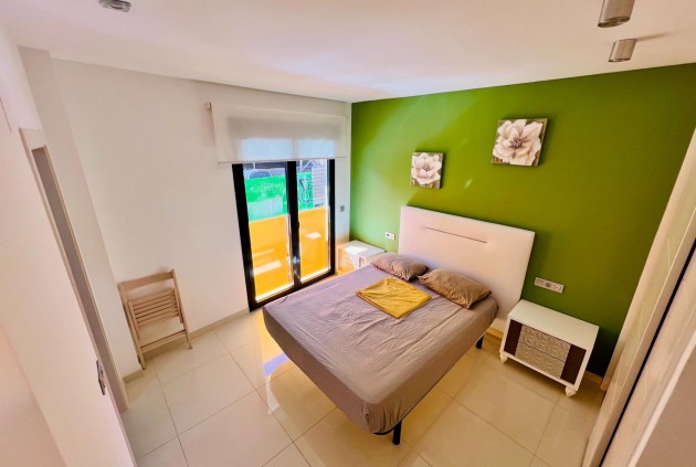 Aus zweiter Hand - Wohnung -
Torrevieja - Playa del Cura