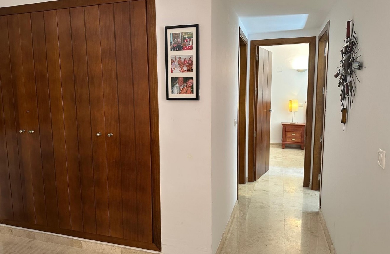 Resale - Apartment / flat -
Torrevieja - Costa Blanca