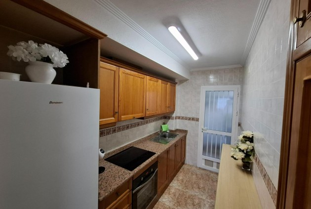 Resale - Apartment / flat -
Torrevieja - Los altos