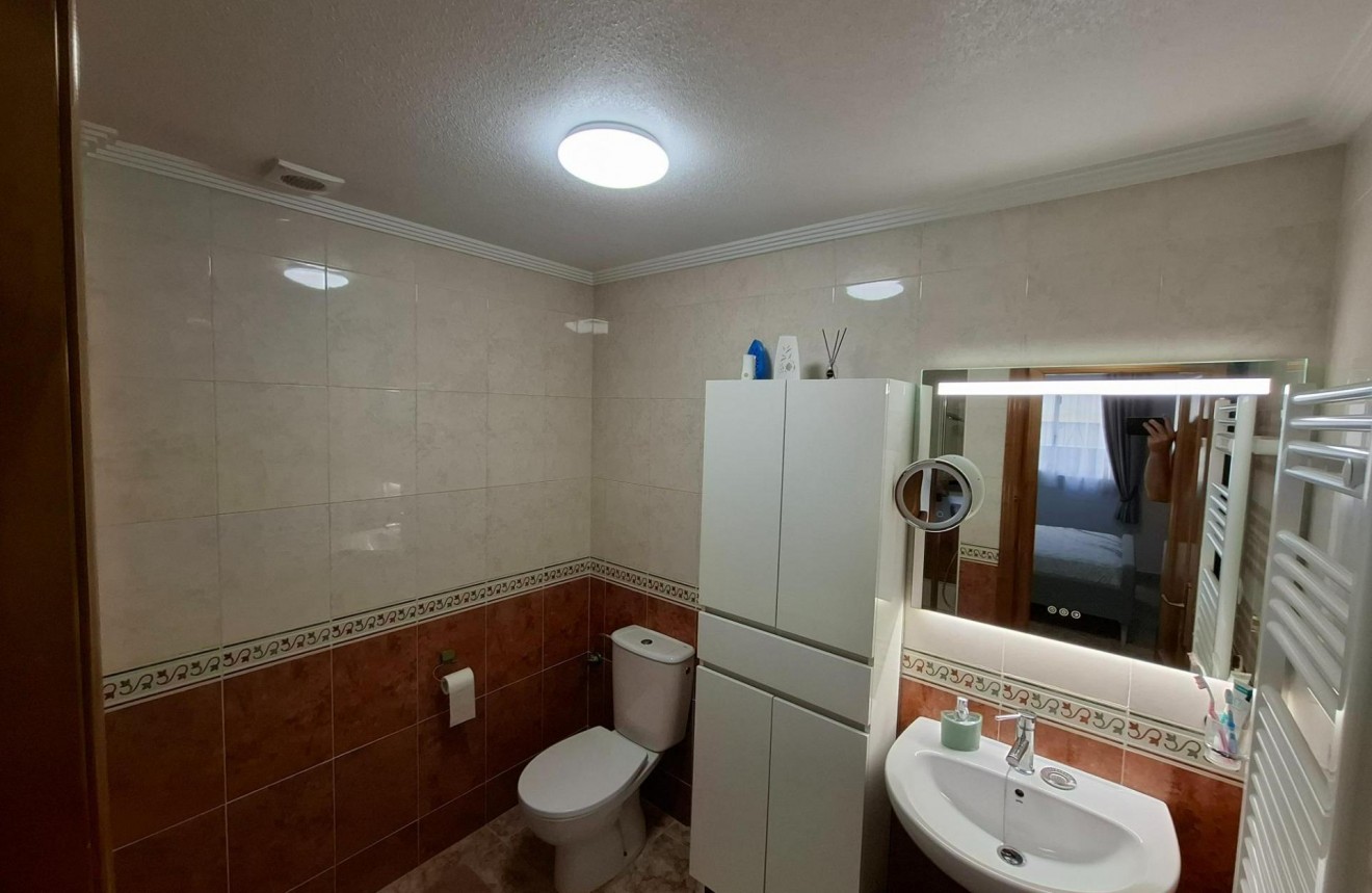 Tweedehands - Appartement / flat -
Torrevieja - Los altos