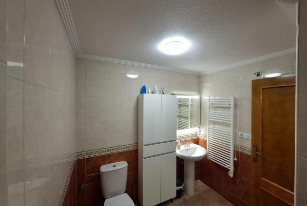 Tweedehands - Appartement / flat -
Torrevieja - Los altos