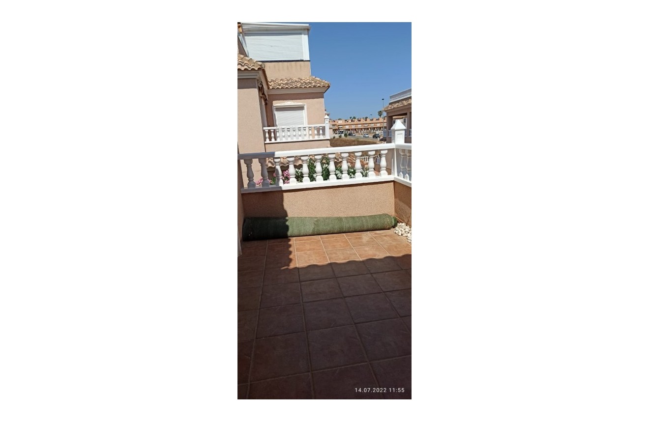 Resale - Chalet -
Torrevieja - Costa Blanca