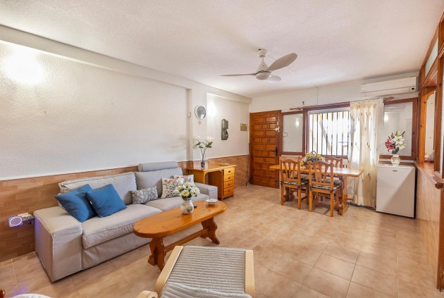 Resale - Bungalow -
Torrevieja - La Mata