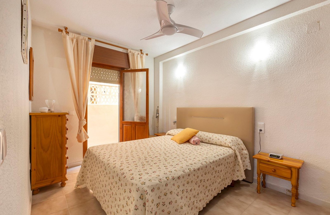 Aus zweiter Hand - Bungalow -
Torrevieja - La Mata