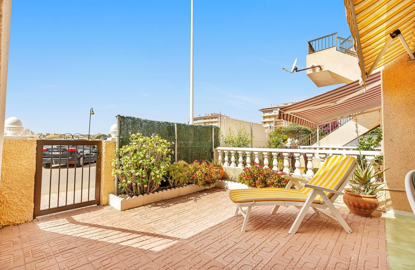 Aus zweiter Hand - Bungalow -
Torrevieja - La Mata