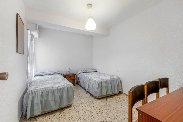 Segunda mano - Apartamento / piso -
Torrevieja - Playa de los Locos