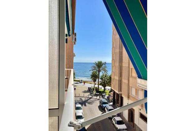 Aus zweiter Hand - Wohnung -
Torrevieja - Playa del Cura