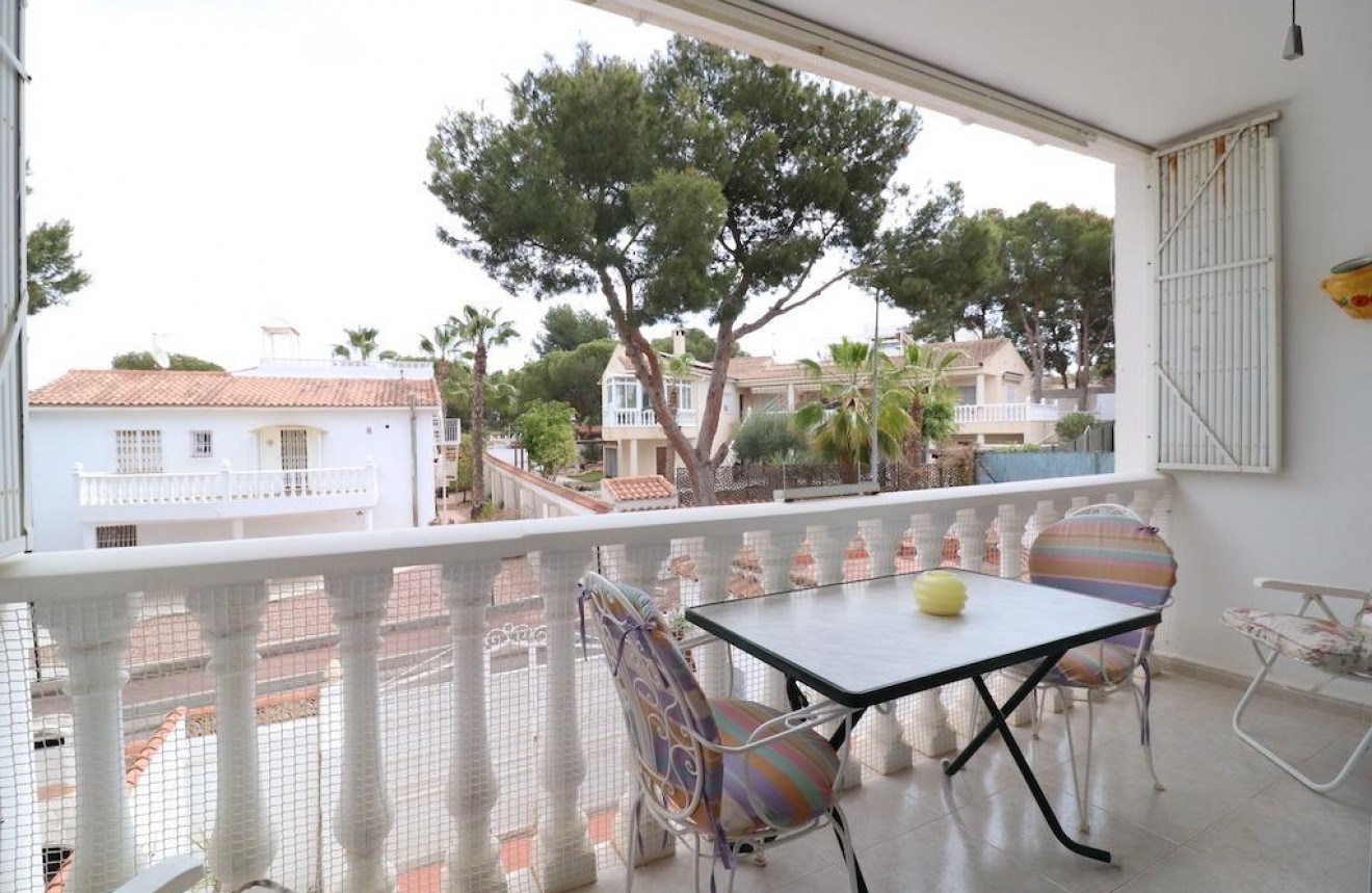 Z drugiej ręki - Bungalow -
Torrevieja - Costa Blanca