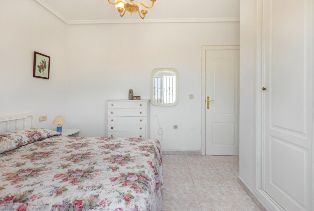 Tweedehands - Appartement / flat -
Torrevieja - Torreblanca