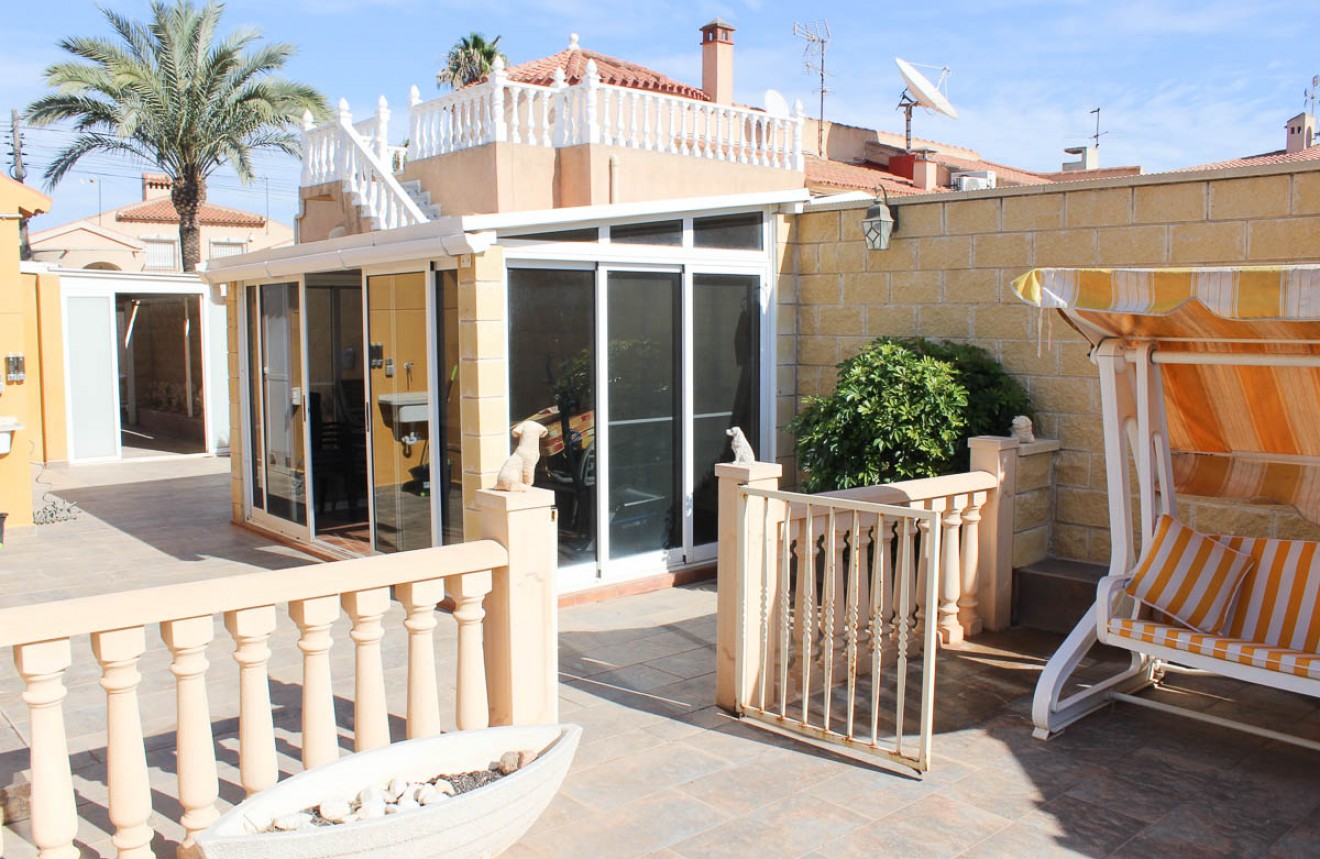 Tweedehands - Chalet -
Torrevieja - Costa Blanca