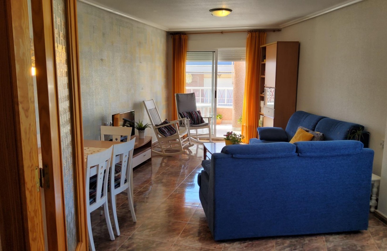 Resale - Penthouse -
Torrevieja - Playa de los Locos