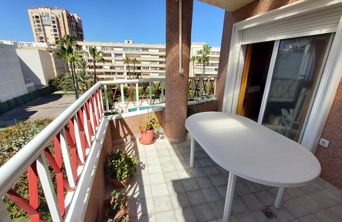 Resale - Penthouse -
Torrevieja - Playa de los Locos