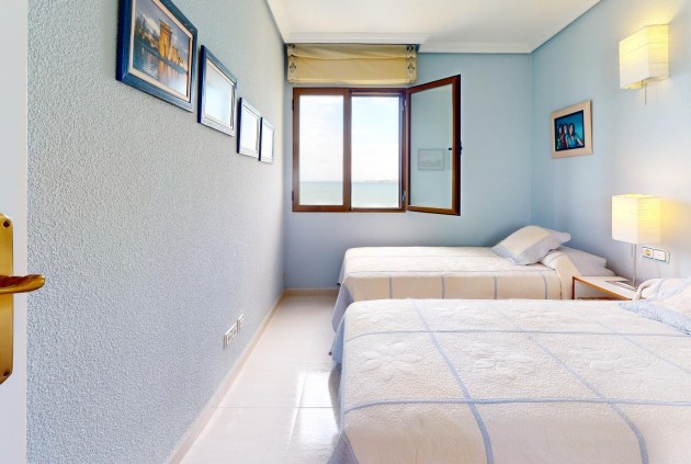 Aus zweiter Hand - Wohnung -
Torrevieja - Playa del Cura