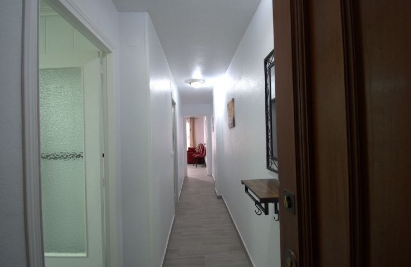 Segunda mano - Apartamento / piso -
Torrevieja - Costa Blanca