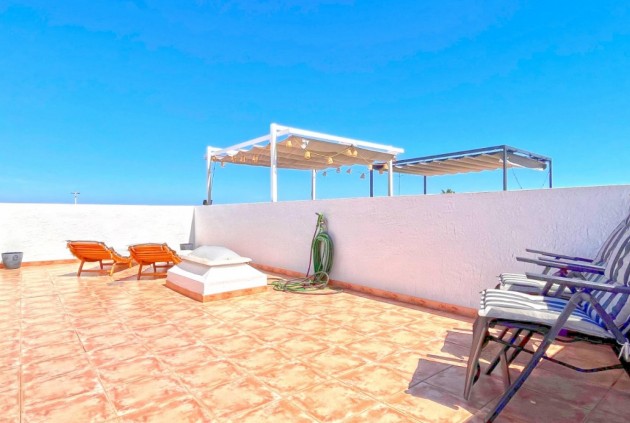 Resale - Chalet -
Torrevieja - Costa Blanca