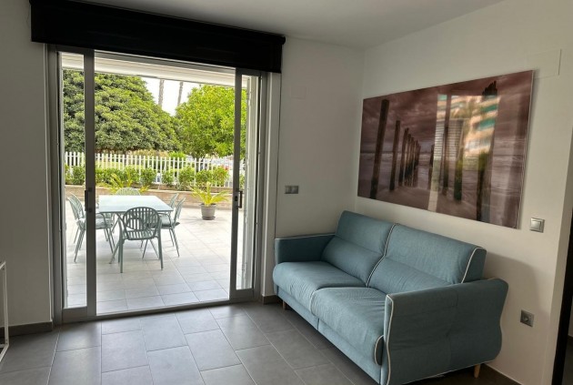 Tweedehands - Appartement / flat -
Torrevieja - La Mata