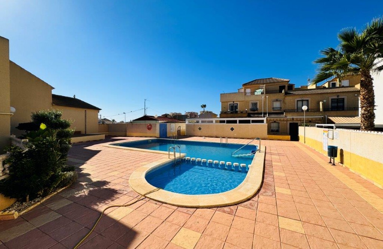 Segunda mano - Chalet -
Torrevieja - Costa Blanca