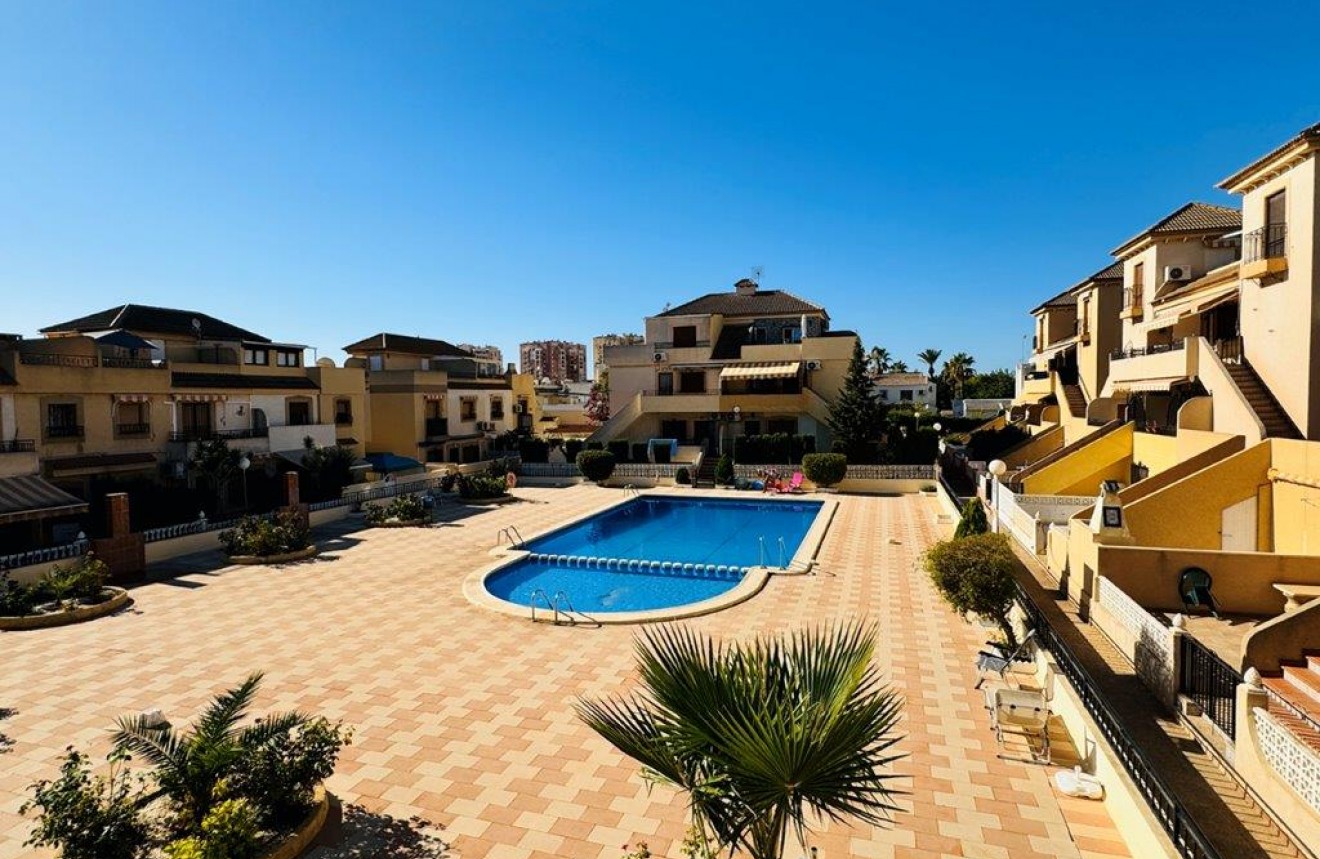 Segunda mano - Chalet -
Torrevieja - Costa Blanca