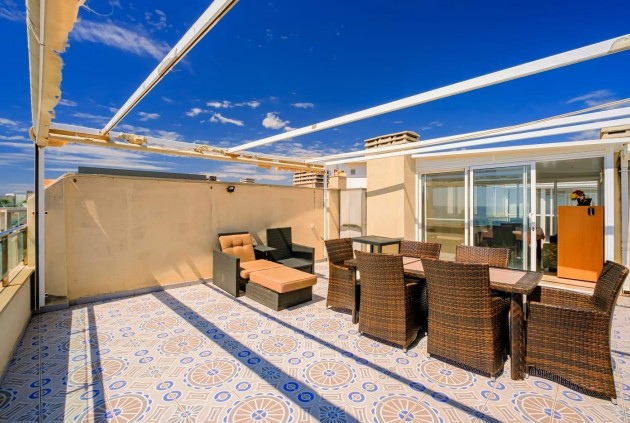 D'occasion - Appartement -
Torrevieja - Playa del Cura