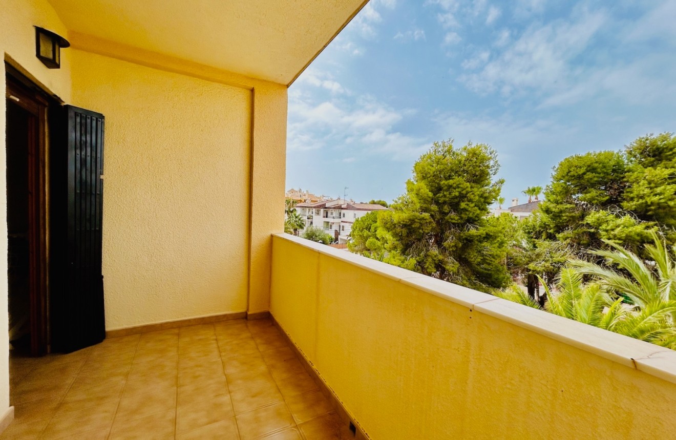 Tweedehands - Appartement / flat -
Torrevieja - Costa Blanca