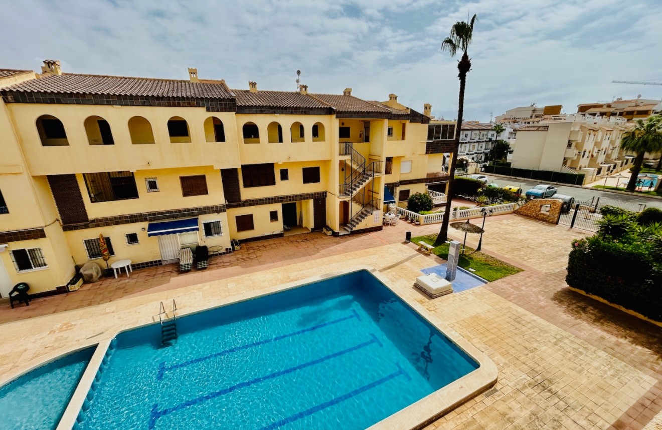 Tweedehands - Appartement / flat -
Torrevieja - Costa Blanca