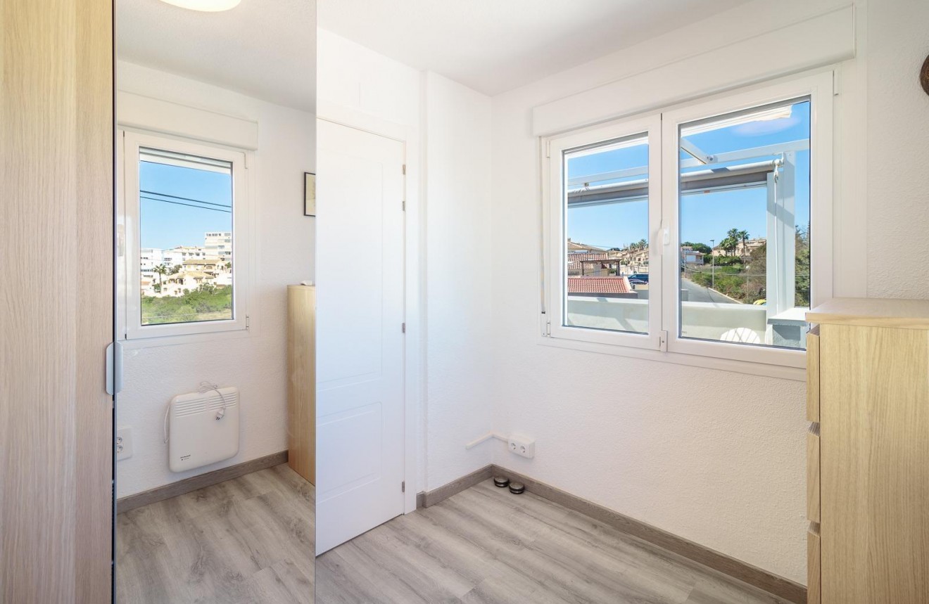 Aus zweiter Hand - Bungalow -
Torrevieja - Aguas Nuevas 1