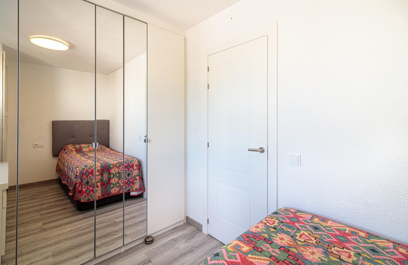 Aus zweiter Hand - Bungalow -
Torrevieja - Aguas Nuevas 1