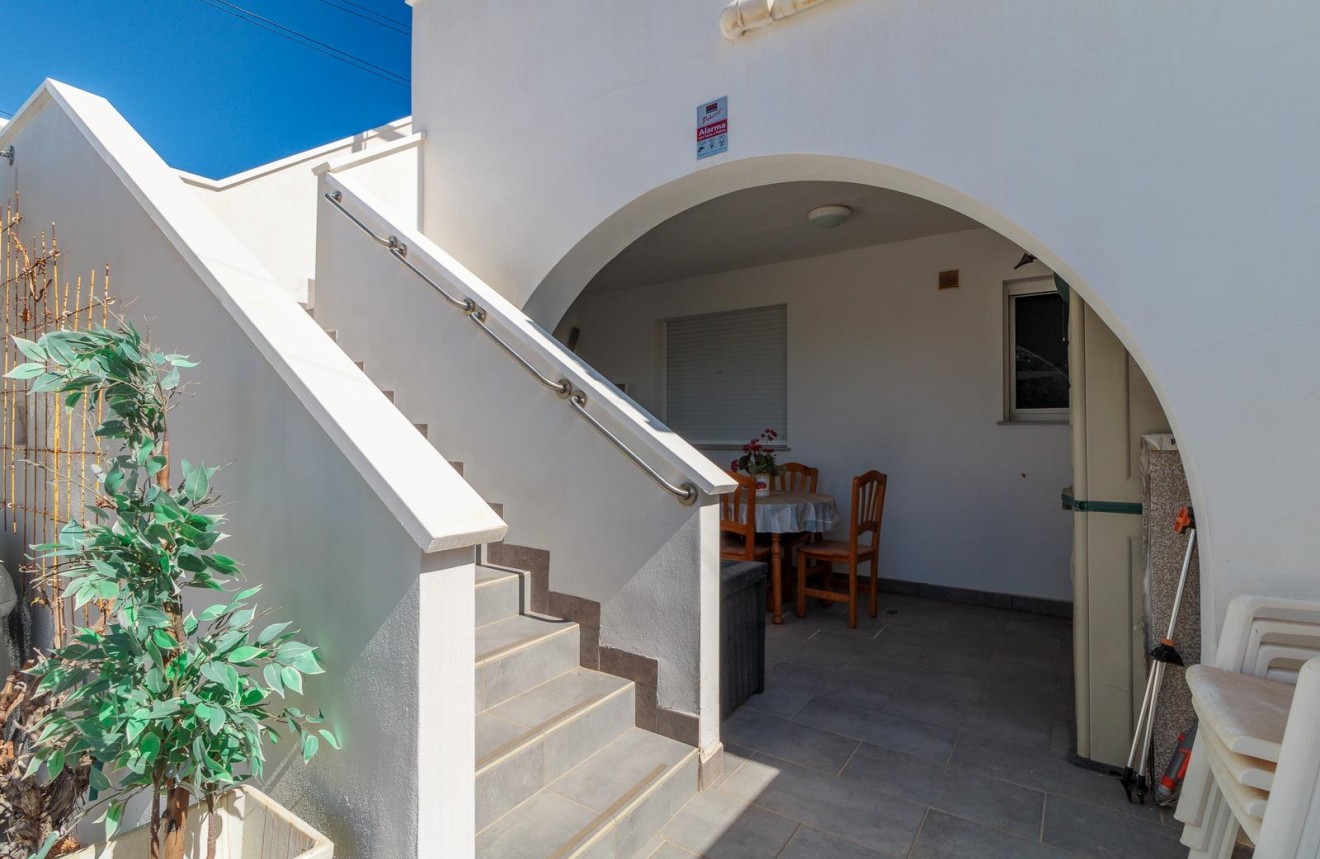 Aus zweiter Hand - Bungalow -
Torrevieja - Aguas Nuevas 1