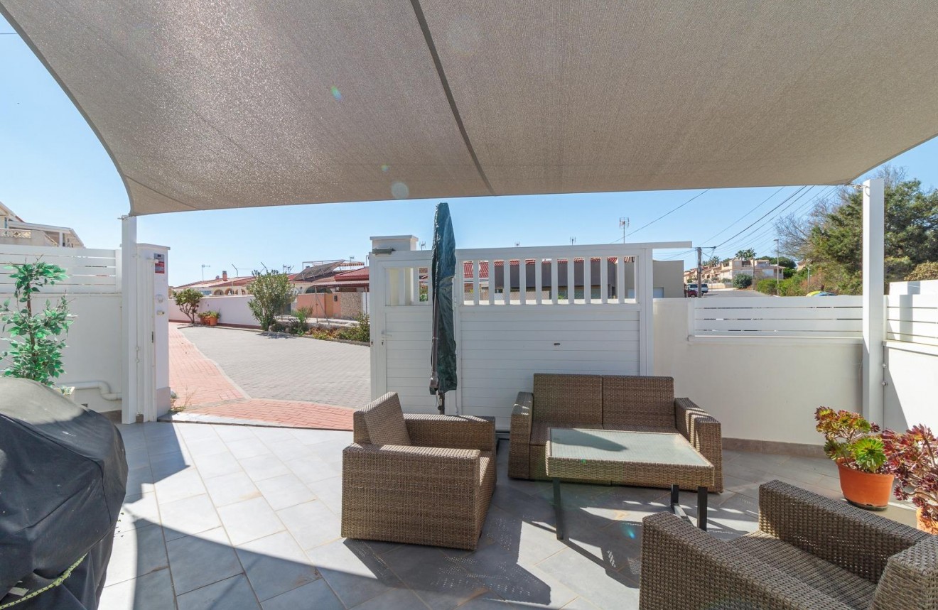 Aus zweiter Hand - Bungalow -
Torrevieja - Aguas Nuevas 1