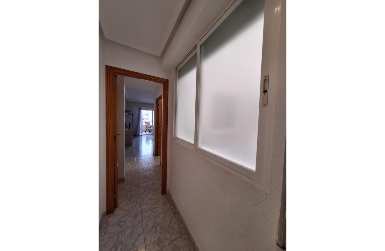 Resale - Apartment / flat -
Torrevieja - Costa Blanca