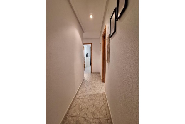 Resale - Apartment / flat -
Torrevieja - Costa Blanca