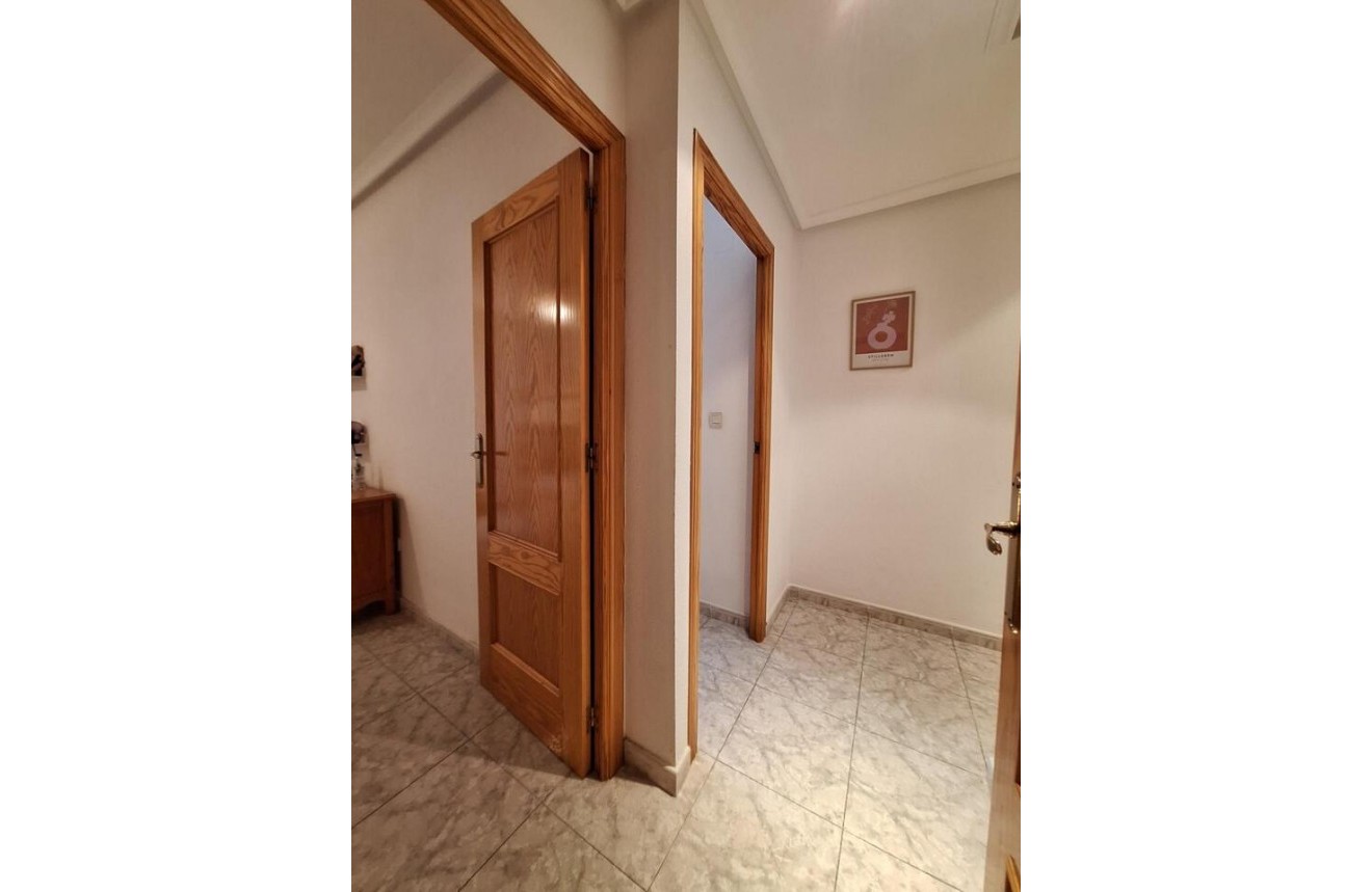 Resale - Apartment / flat -
Torrevieja - Costa Blanca