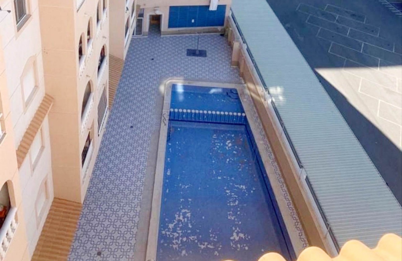 Resale - Apartment / flat -
Torrevieja - Costa Blanca