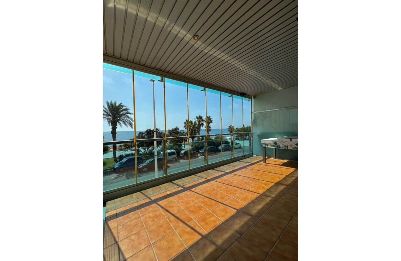 Resale - Apartment / flat -
Torrevieja - Costa Blanca