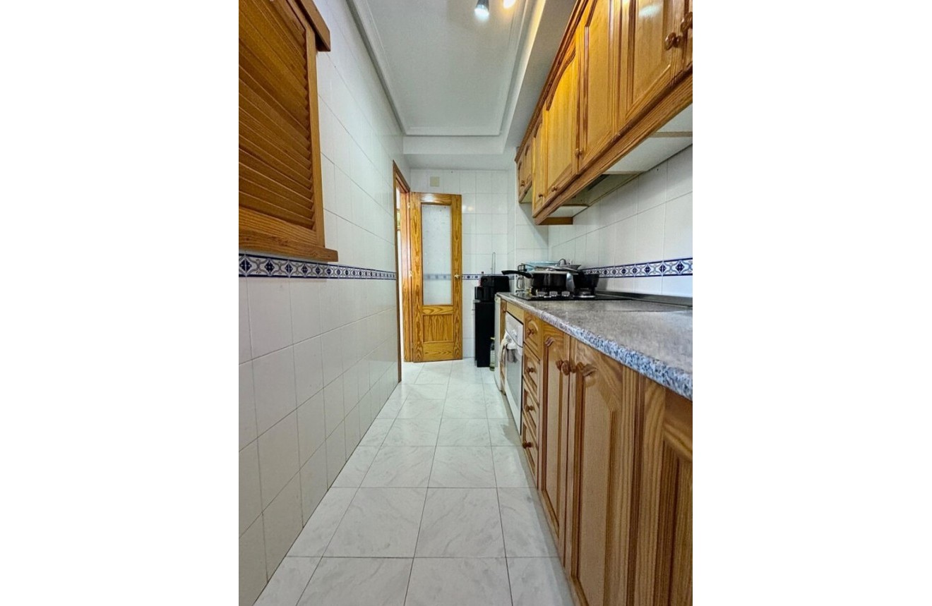 Resale - Apartment / flat -
Torrevieja - Costa Blanca