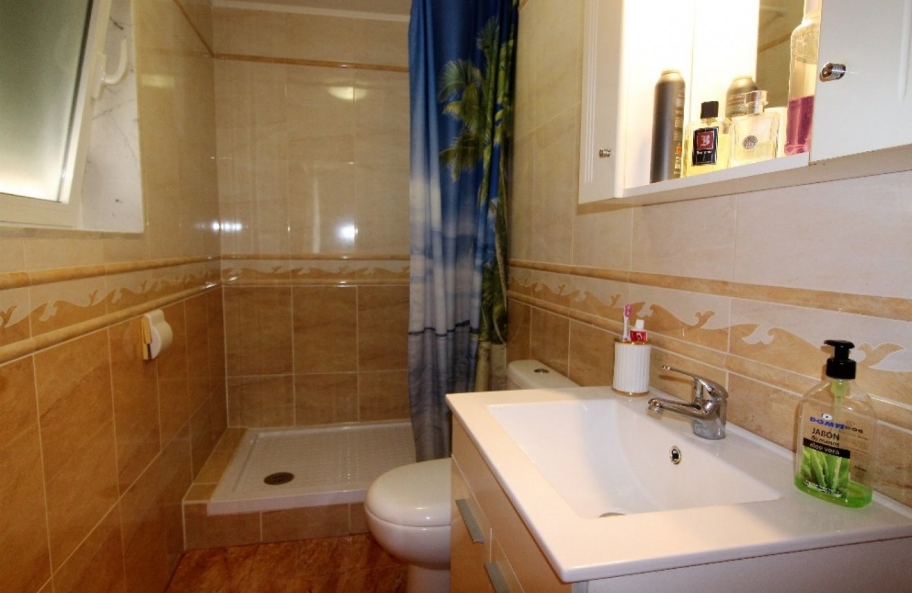 Resale - Chalet -
Torrevieja - Los Balcones