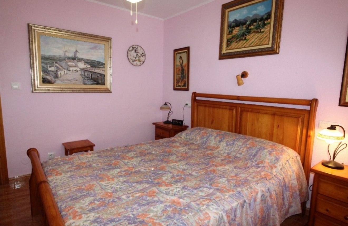 Resale - Chalet -
Torrevieja - Los Balcones