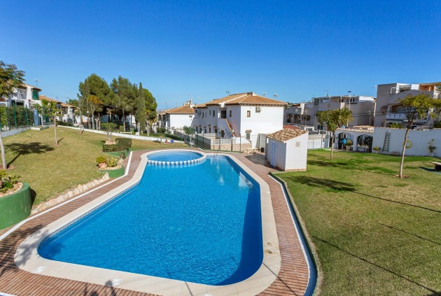 Resale - Apartment / flat -
Torrevieja - Lago Jardin