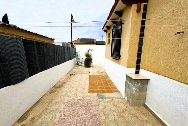 Segunda mano - Bungalow -
Torrevieja - Costa Blanca