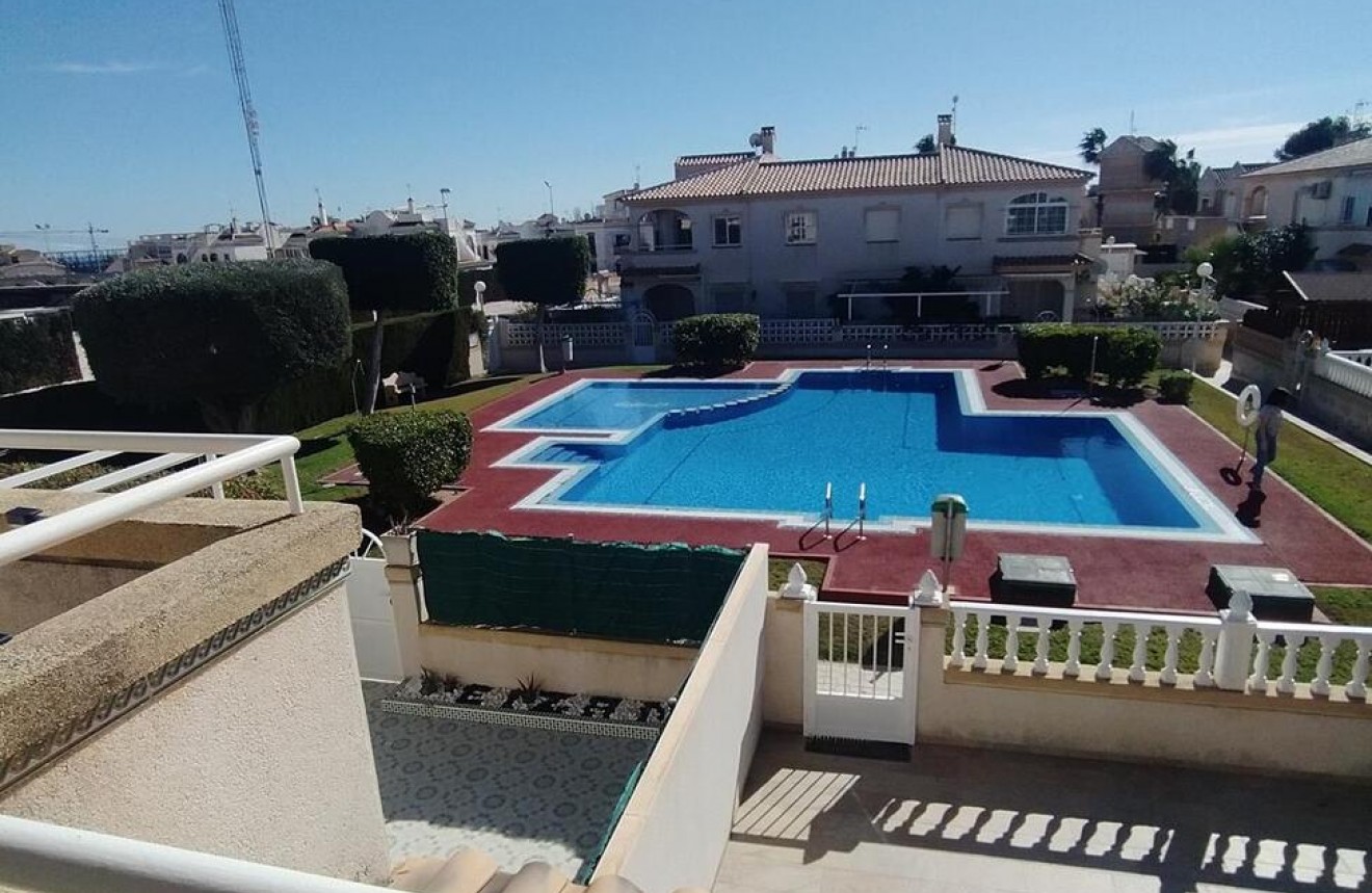 Z drugiej ręki - Bungalow -
Torrevieja - TORREBLANCA LA MATA