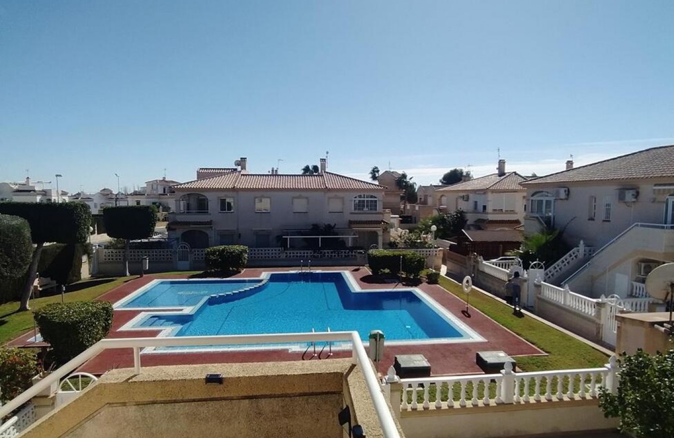 Z drugiej ręki - Bungalow -
Torrevieja - TORREBLANCA LA MATA